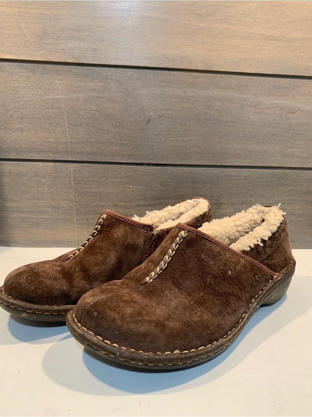 UGG Womens Bettey Brown Suede Sheep Skin Clog Sz 7 Casual Boho Fleece Lined - Picture 1 of 8